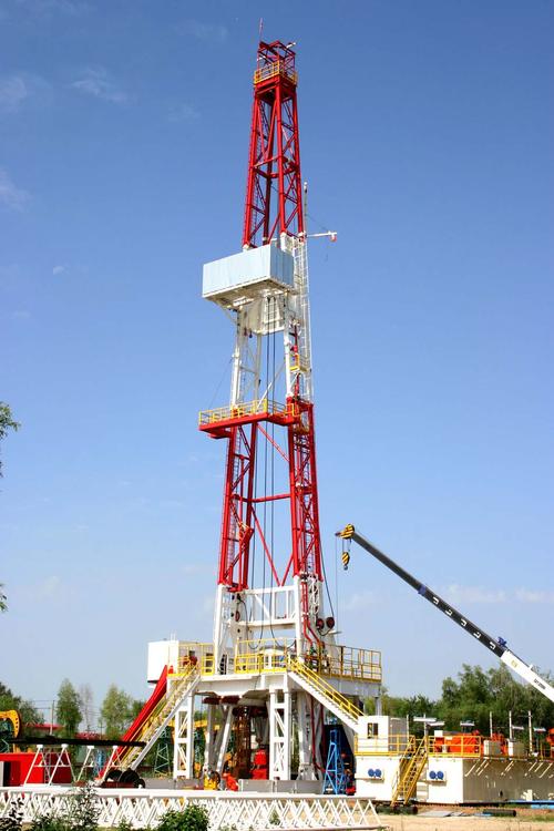 四川励达石油机械工程是一家集石油钻采设备